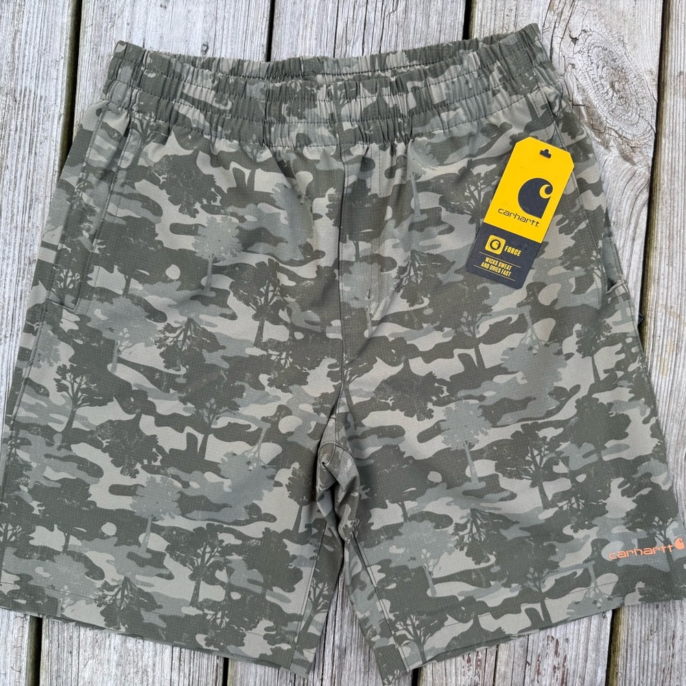Carhartt force Green Camouflage Shorts boys 10/12
